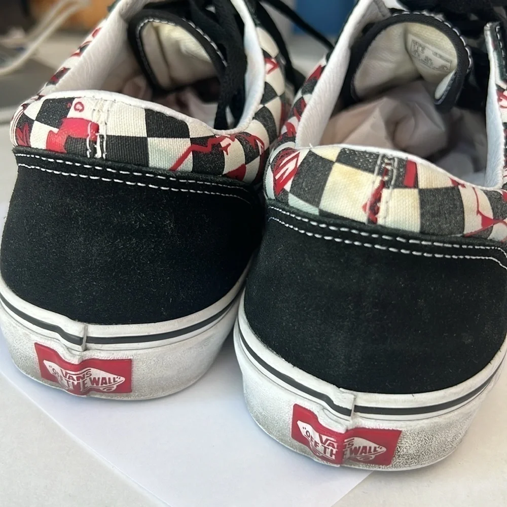 Vans crew style 36 checkerboard red skaters sneakers